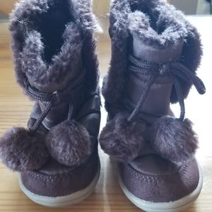 Girls winter boots